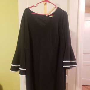 CATOS Est 1946 Black  Dress w/ Bell Sleeves (22W)